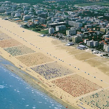 Enjoy Your In Our Lovely Flat With Garden Apartment Bibione